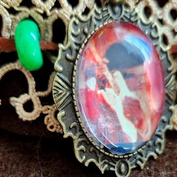 Hendrix pendant - Picture 4 of 5